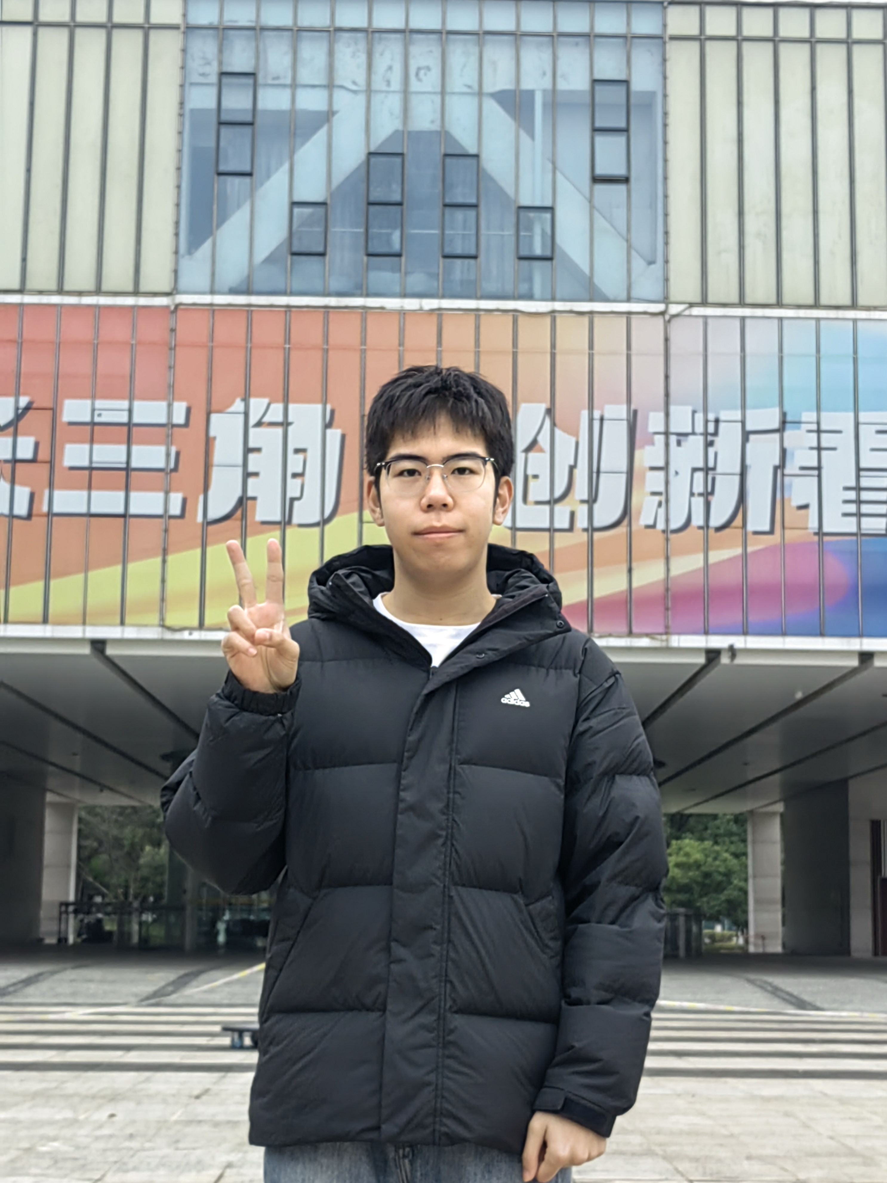 Luanshi Bu (卜鸾仕)